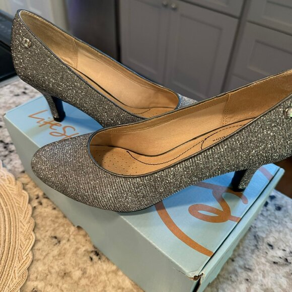 Shoe Collection! 5 Pair of Pumps! - Picture 2 of 7